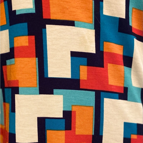 LuLaRoe med Randy - Picture 5 of 6